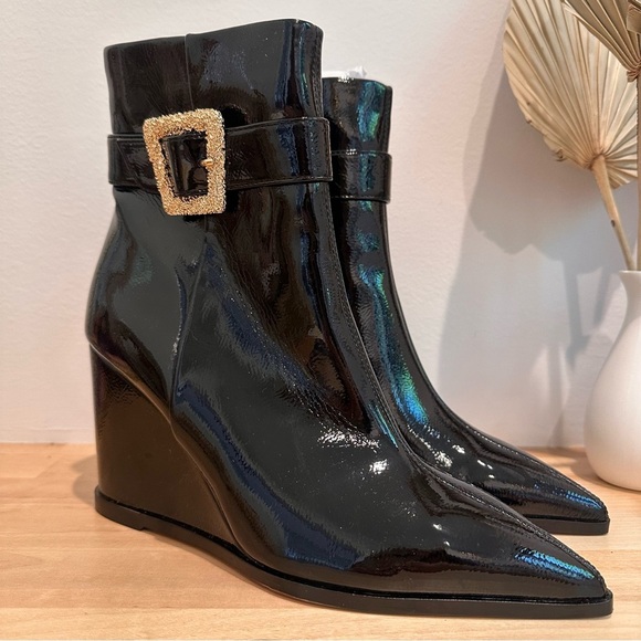 NEW Sam Edelman Black Patent Leather “Weslie” Heeled Boots Gold Buckle 7.5 - Picture 2 of 7